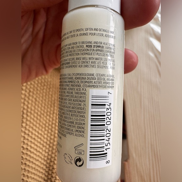 SHAMPOO DETOX 300ml + BODY CLEANSER 300ml + LEAVE IN CONDITIONER 149ml + 4x25ml - Picture 9 of 13